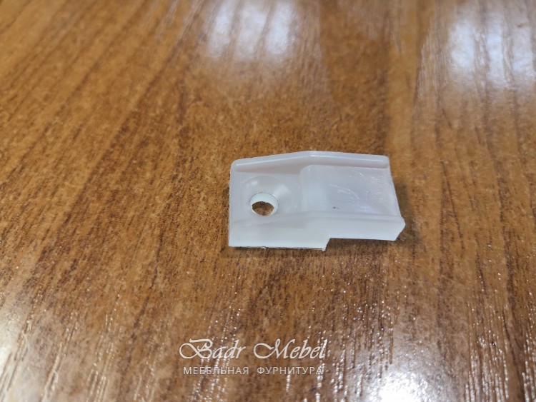 Стеклодержатель пластиковый ,прозрачный С