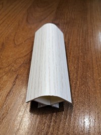 Углок 90* Н=100 ясень структурный