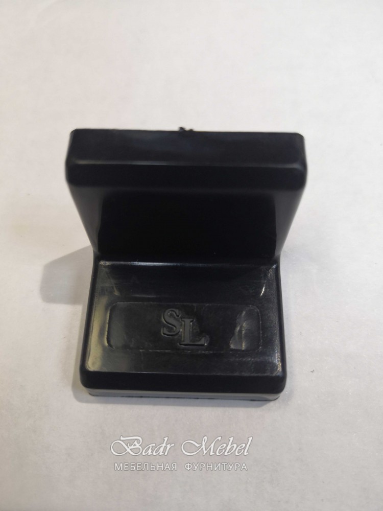 Уголок SL с металл.основанием.черный